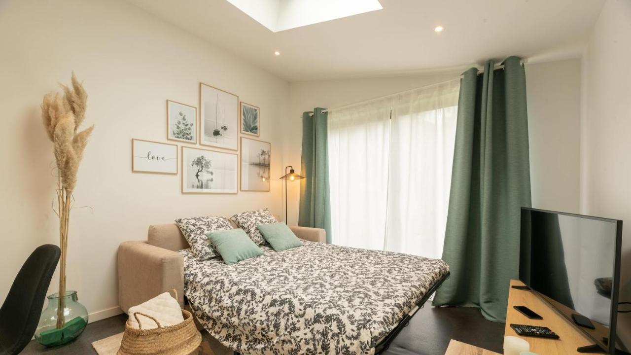 Le Nid Douillet : Superbe Appartement + Jardin Privatif ルーアン エクステリア 写真